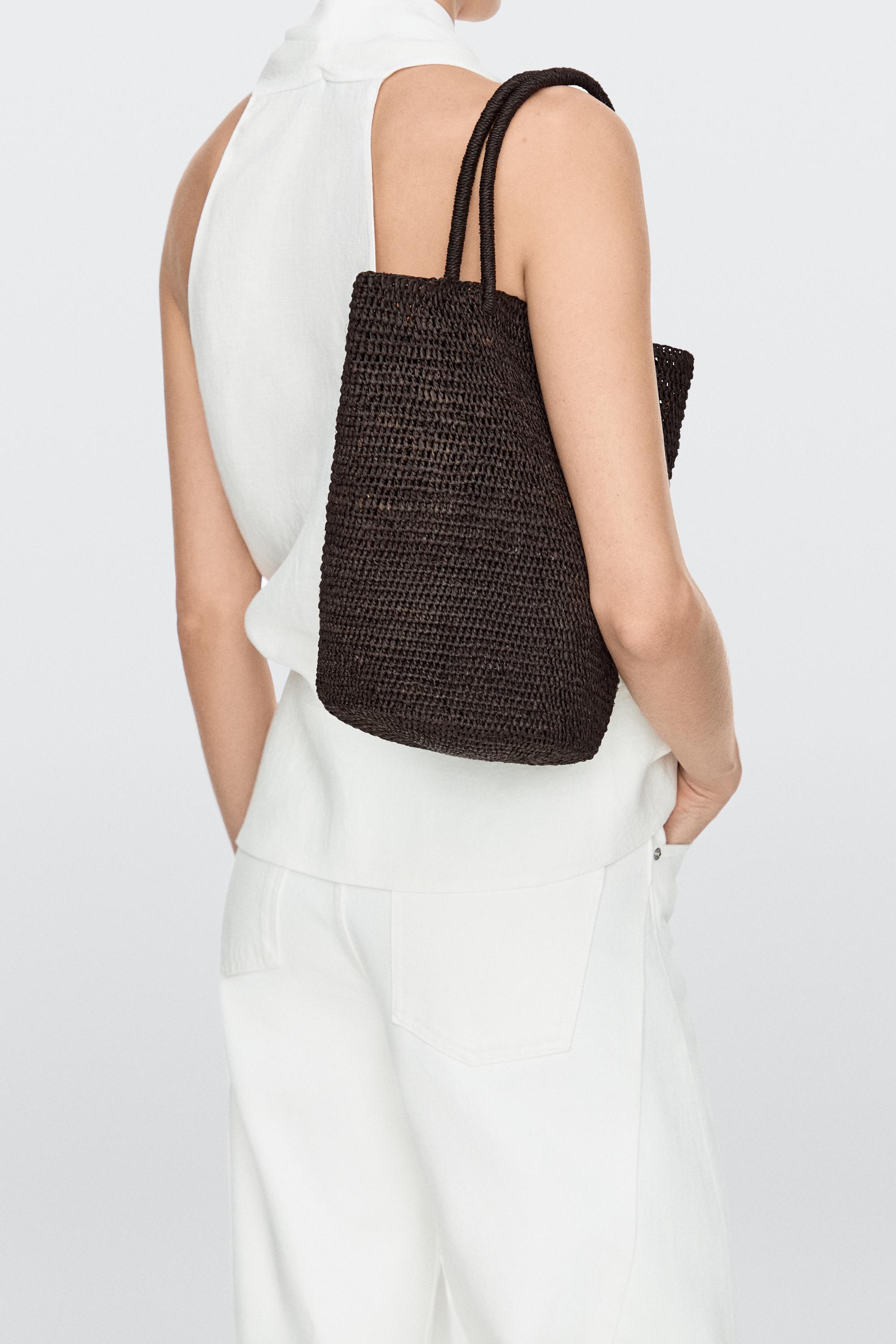 Mini sac seau raphia